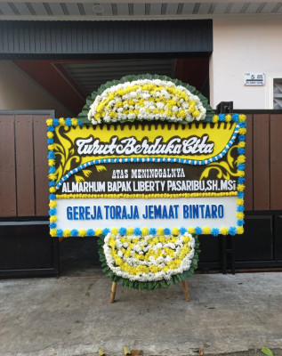 Papan Bunga Duka di Sempaja Selatan